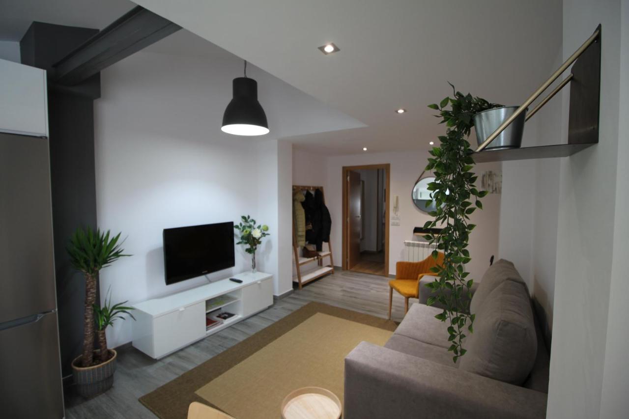 Apartamento La Paz Apartment ซานติอาโก เด กอมโปสเตลา ภายนอก รูปภาพ