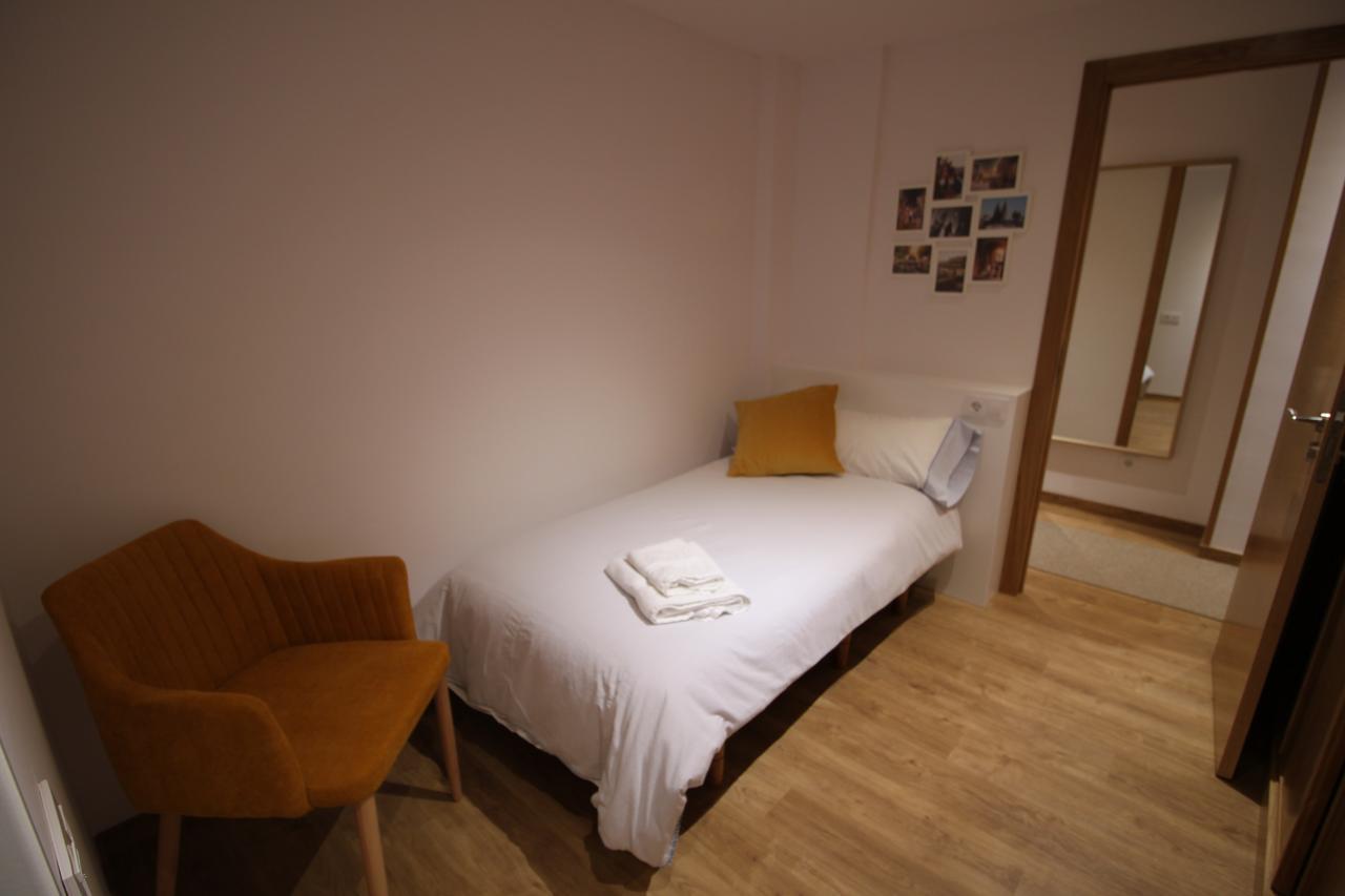 Apartamento La Paz Apartment ซานติอาโก เด กอมโปสเตลา ภายนอก รูปภาพ